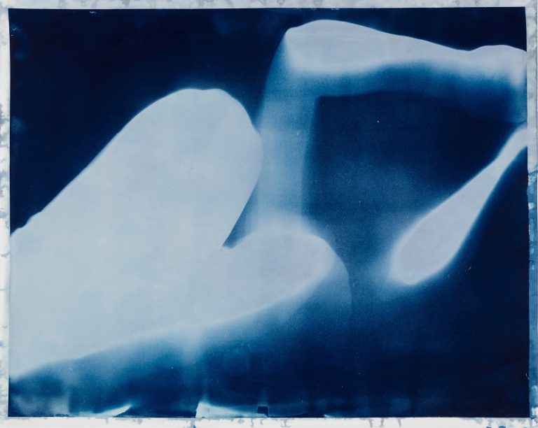 O.T._4 „Das ozeanische Gefühl“, Serie 1, Kontaktprint auf Büttenpapier, 84 x 67 cm, 2019, Unikat