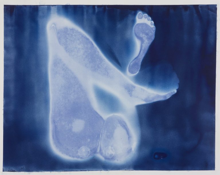 O.T._9 „Das ozeanische Gefühl“, Serie 1, Kontaktprint auf Büttenpapier, 84 x 67 cm, 2020, Unikat