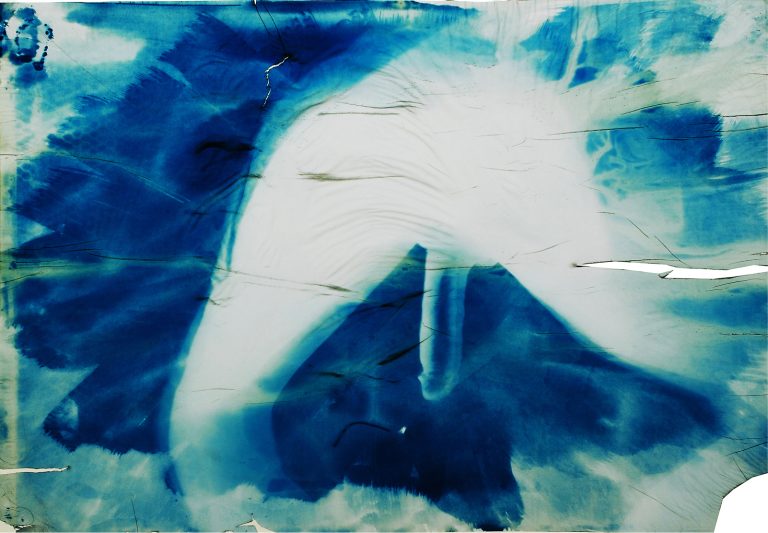 O.T. 5, „Das ozeanische Gefühl“, Serie 3, Kontaktprint auf Transparentpapier, 66 x 96 cm, 2021, Unikat